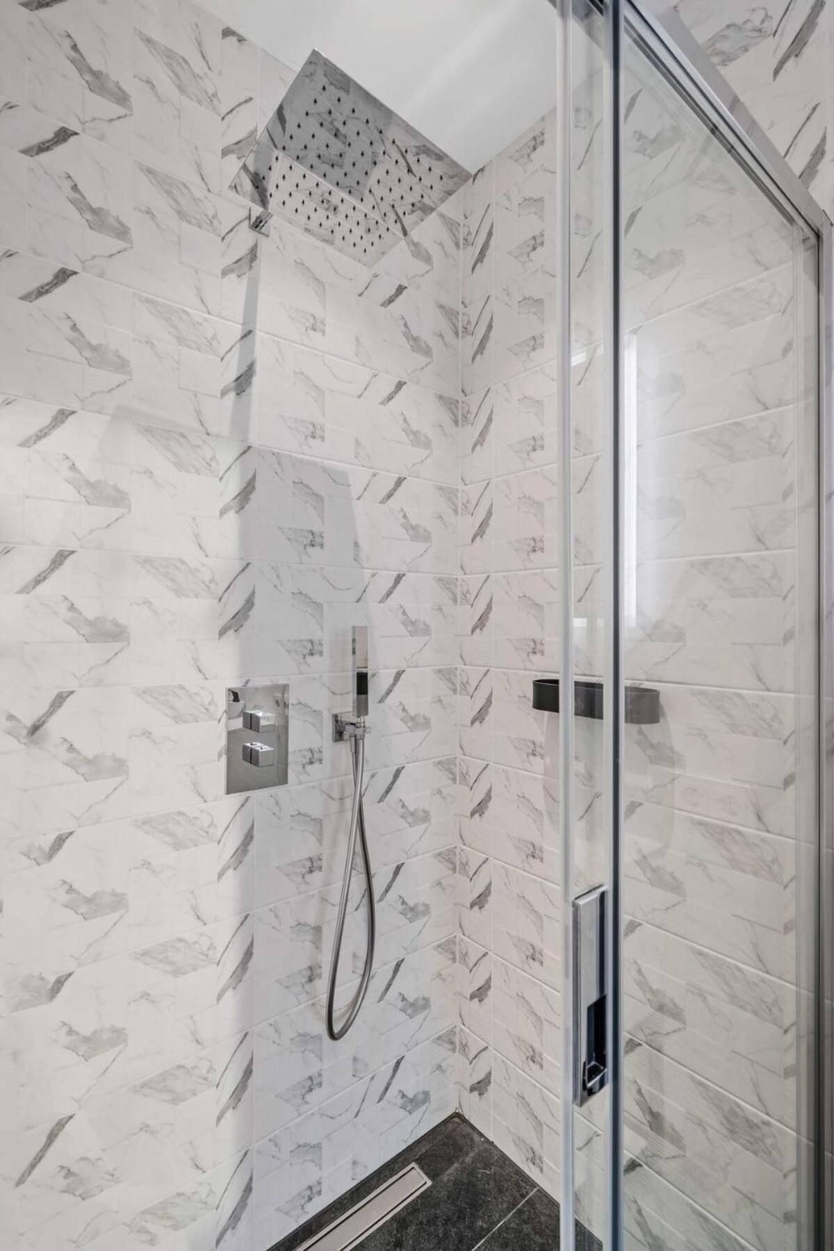 Appartement De Luxe 1 Chambre A Coucher, Centre Commercial, Piscine Et Fitness ลักเซมเบิร์ก ภายนอก รูปภาพ